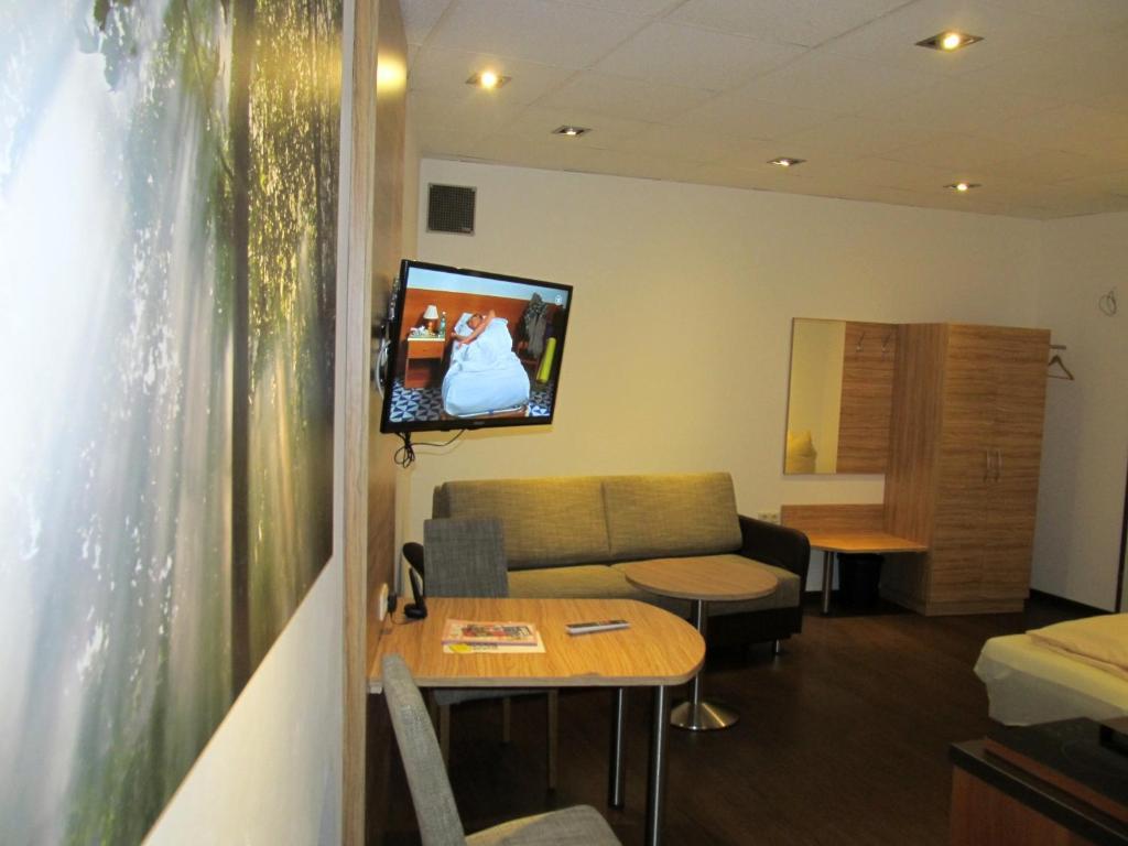 Zum Treppche Hotel Garni Gladenbach Quarto foto