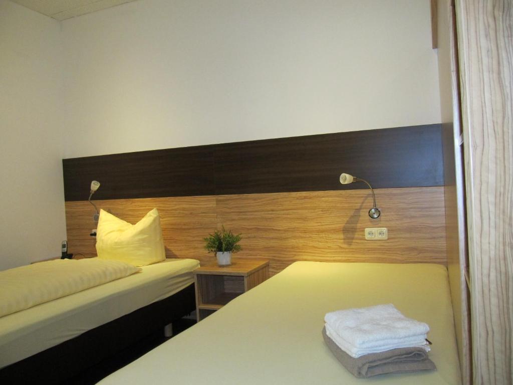 Zum Treppche Hotel Garni Gladenbach Quarto foto